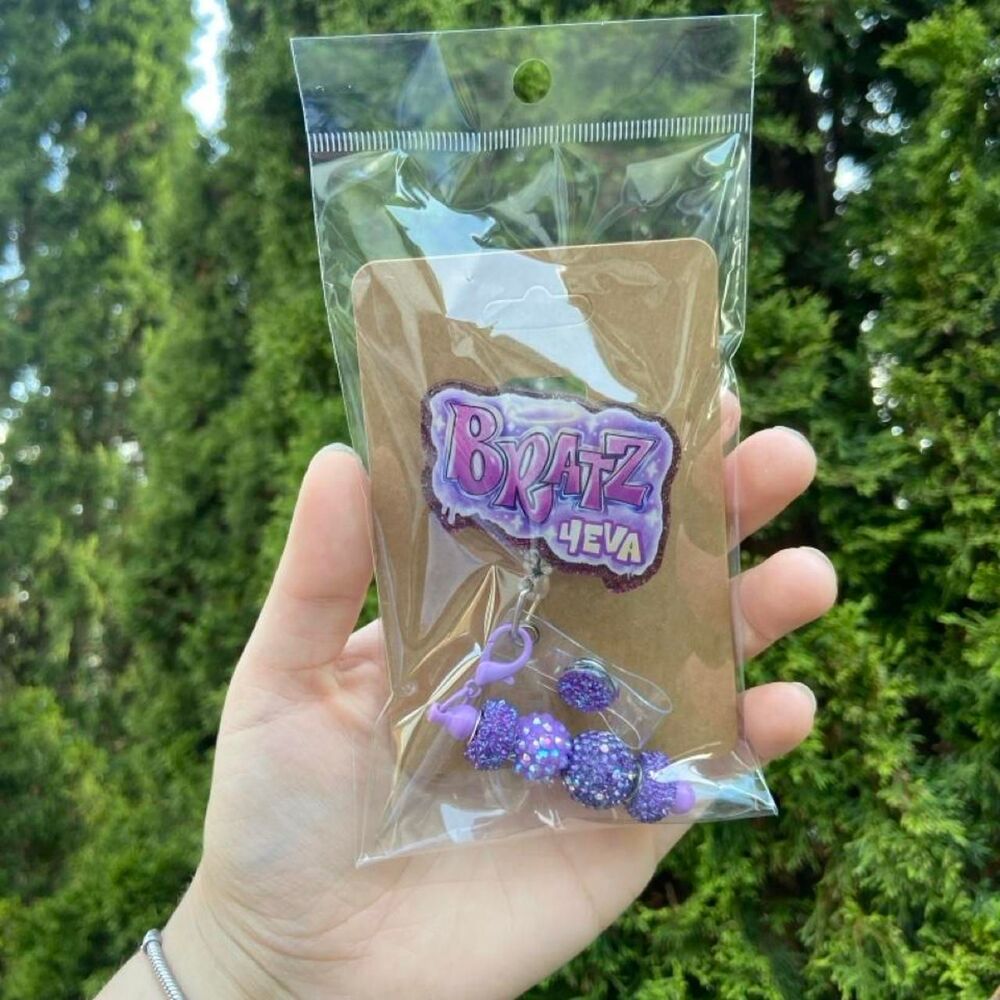 Bratz Badge Reel